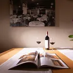 Ad Hotel apartamentowy 4*